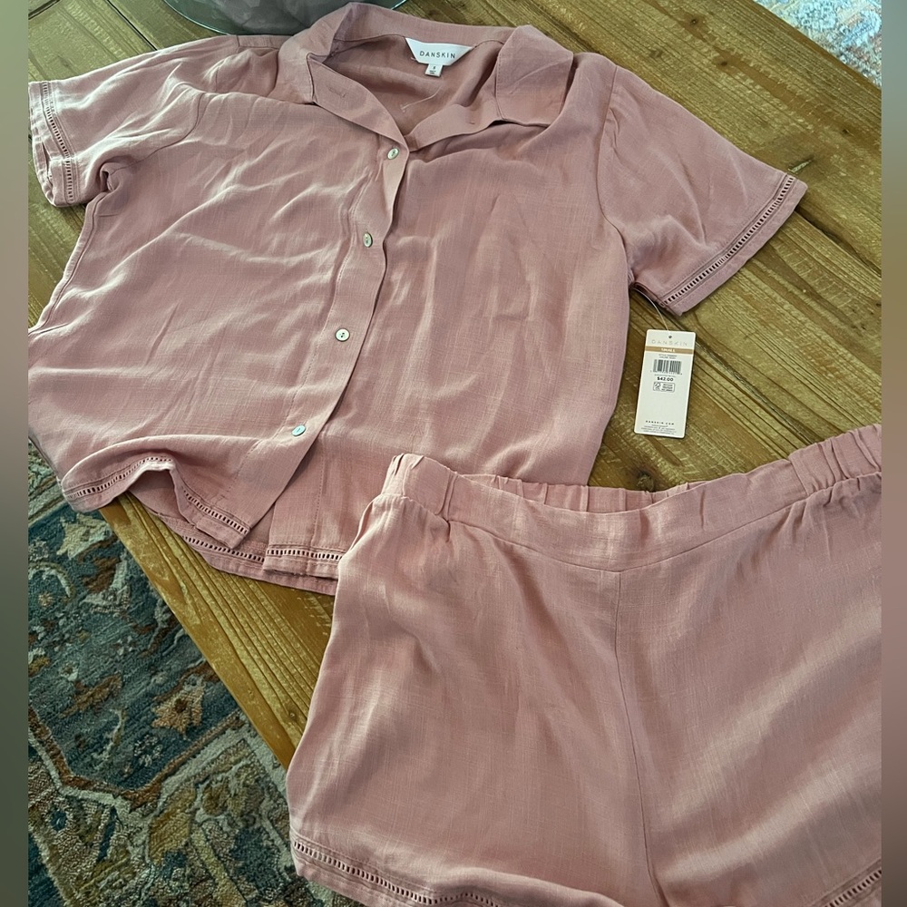 Danskin Pink 2 piece set